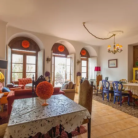 게스트하우스 Palacio Vila Flor 2*