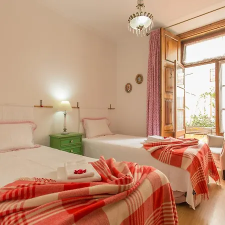 بيت ضيافة Palacio Vila Flor 2*