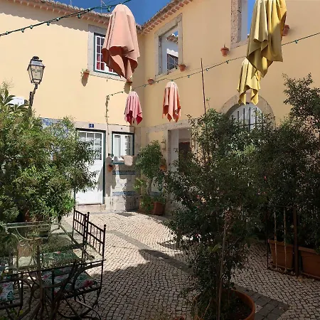 بيت ضيافة Palacio Vila Flor 2*